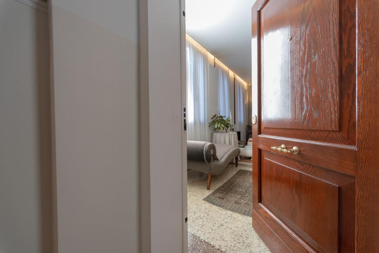 Suite Vivaldi Venetië Buitenkant foto