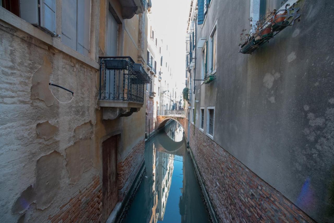 Suite Vivaldi Venetië Buitenkant foto